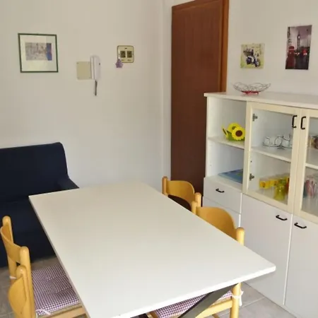 Functional Flat Close To The And The Center Διαμέρισμα Λινιάνο Σαμπιαντόρο